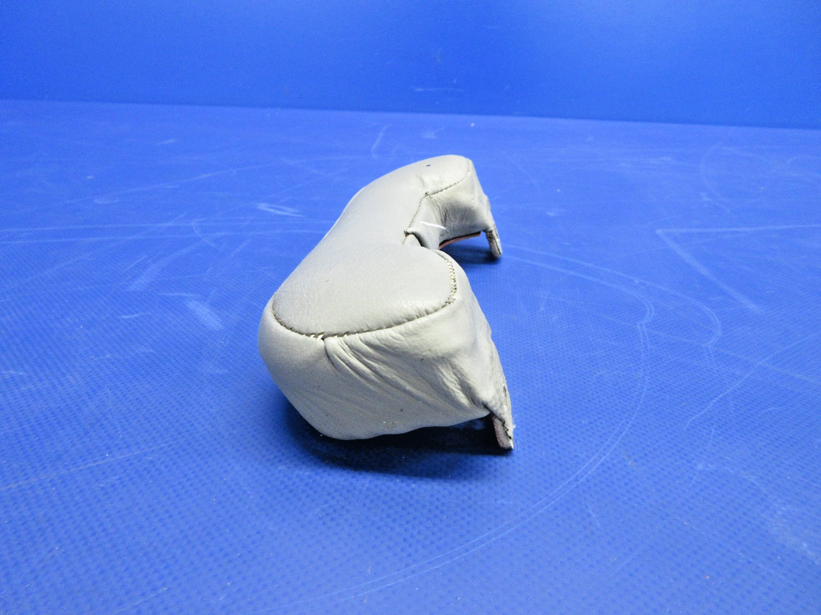 Beech F35 Bonanza Cabin Door Handle P/N 35-534232 (0726-812)5