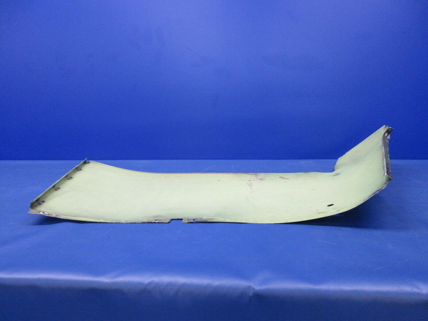 Enstrom 280FX Helicopter Aft Bottom Cowl P/N 28-114012-11 (1124-1292)