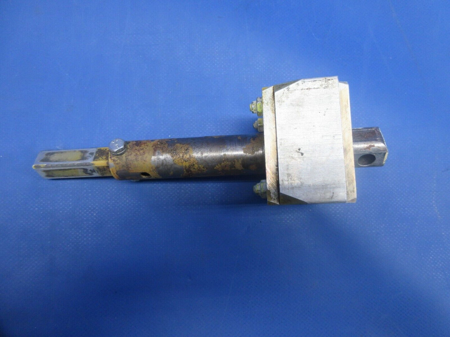 Mooney M20 / M20C Rear Trim Actuator Assembly P/N 740021 (1024-784)