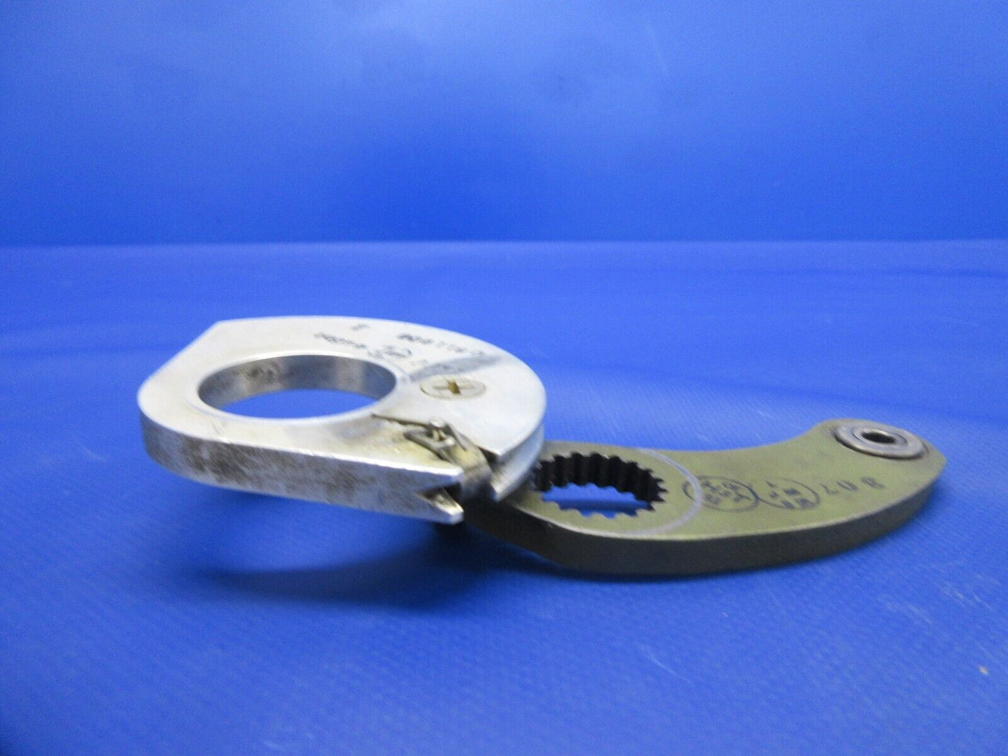 Cessna 310 / 310R NG Retraction Bellcrank & Pulley  0843400-117 (1124-967)