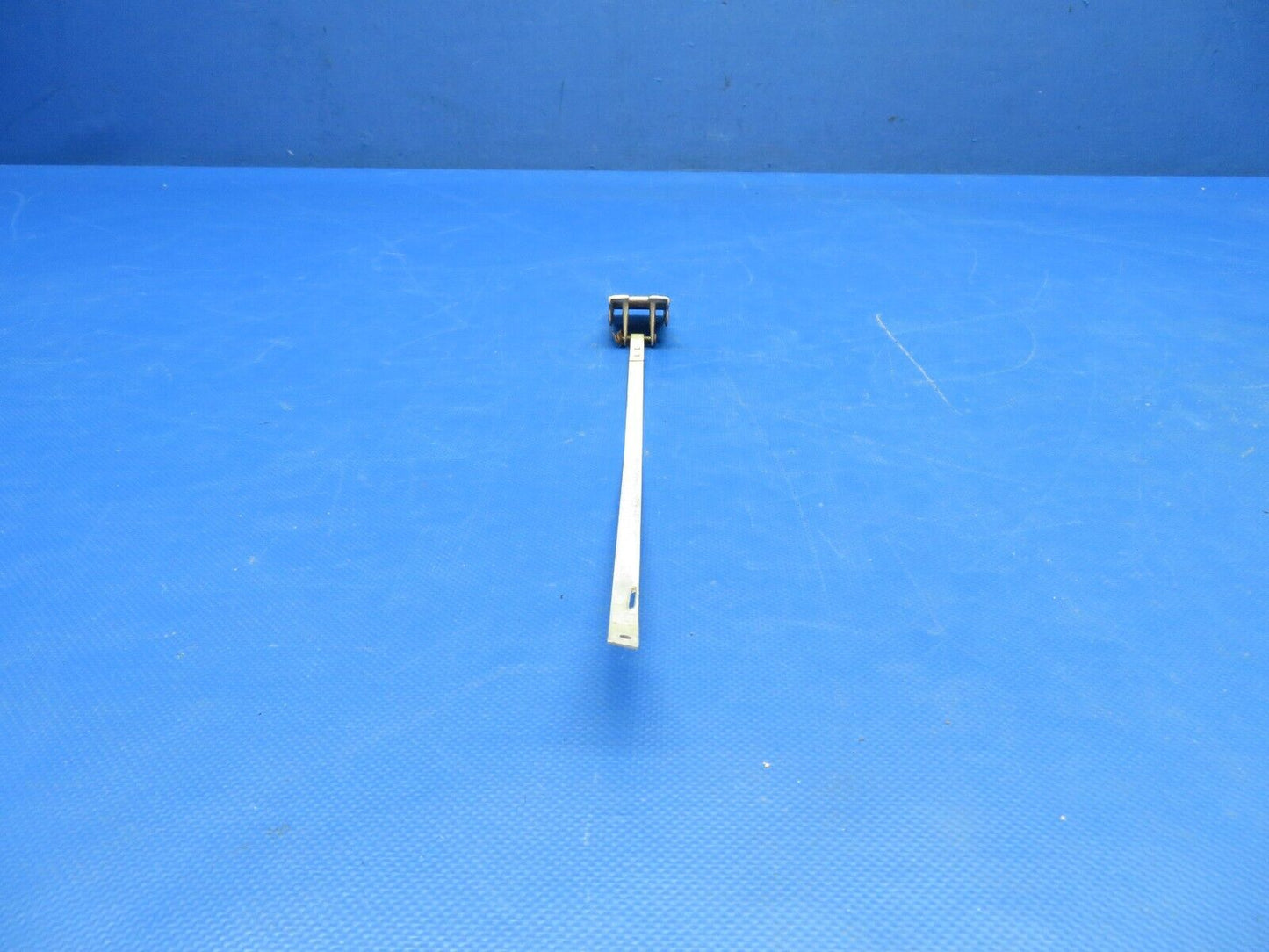 Cessna 150 / 152 Inside Cabin Door Handle P/N 0415018 (0824-1717)