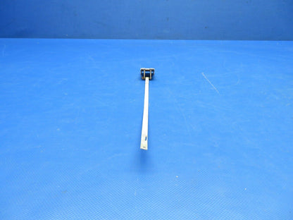 Cessna 150 / 152 Inside Cabin Door Handle P/N 0415018 (0824-1717)