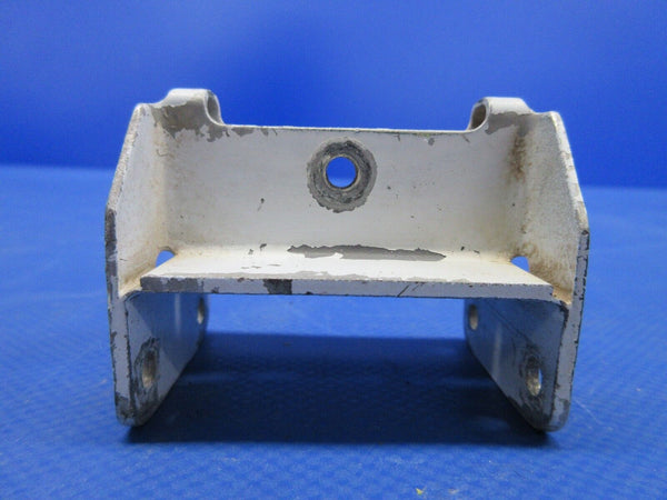 Beech 95 / D95A Travel Air INBD Bracket Weld Assy P/N 35-135025-32 (0524-1085)