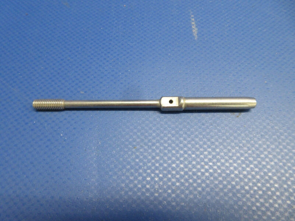 3/32 Cable Stud P/N MS21260-L3LH LOT OF 29 NOS (0524-1954)