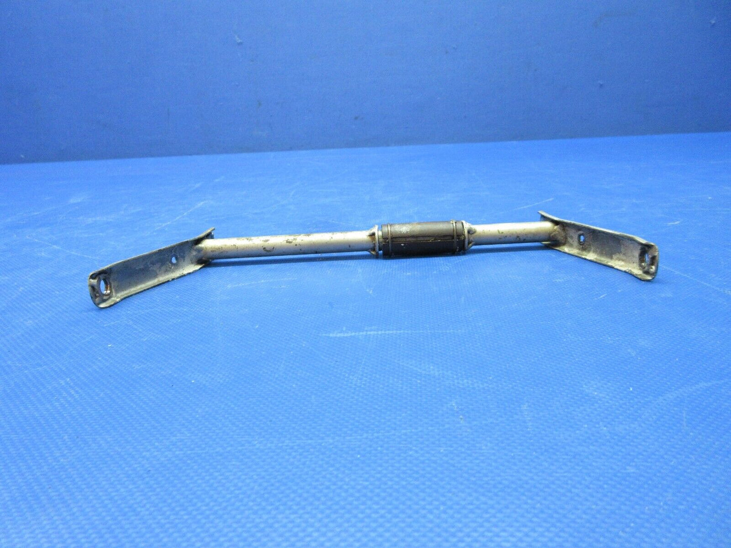 Piper PA-23-250 Aztec Main Gear Door Actuating Link Assy P/N 17795-00 (0624-770)