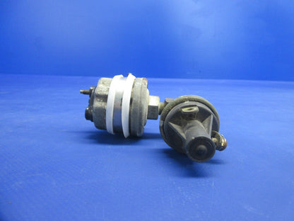 Piper PA-38-112 Tomahawk Fuel Pressure Transducer P/N 486-439 (0525-827)4