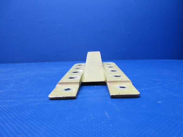 Beech C23 Sundowner Wing LWR Splice Plate Fitting P/N 169-110017-1 (0924-1441)
