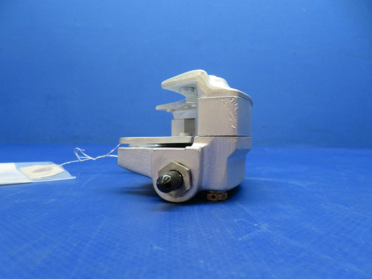 Piper PA-23-250 Aztec Cleveland Brake Caliper P/N 37-200A REBUILT (0926-111)4