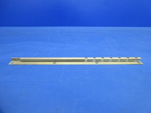 Cessna 150 Outboard Seat Rail P/N 0410219-1 (1024-931)