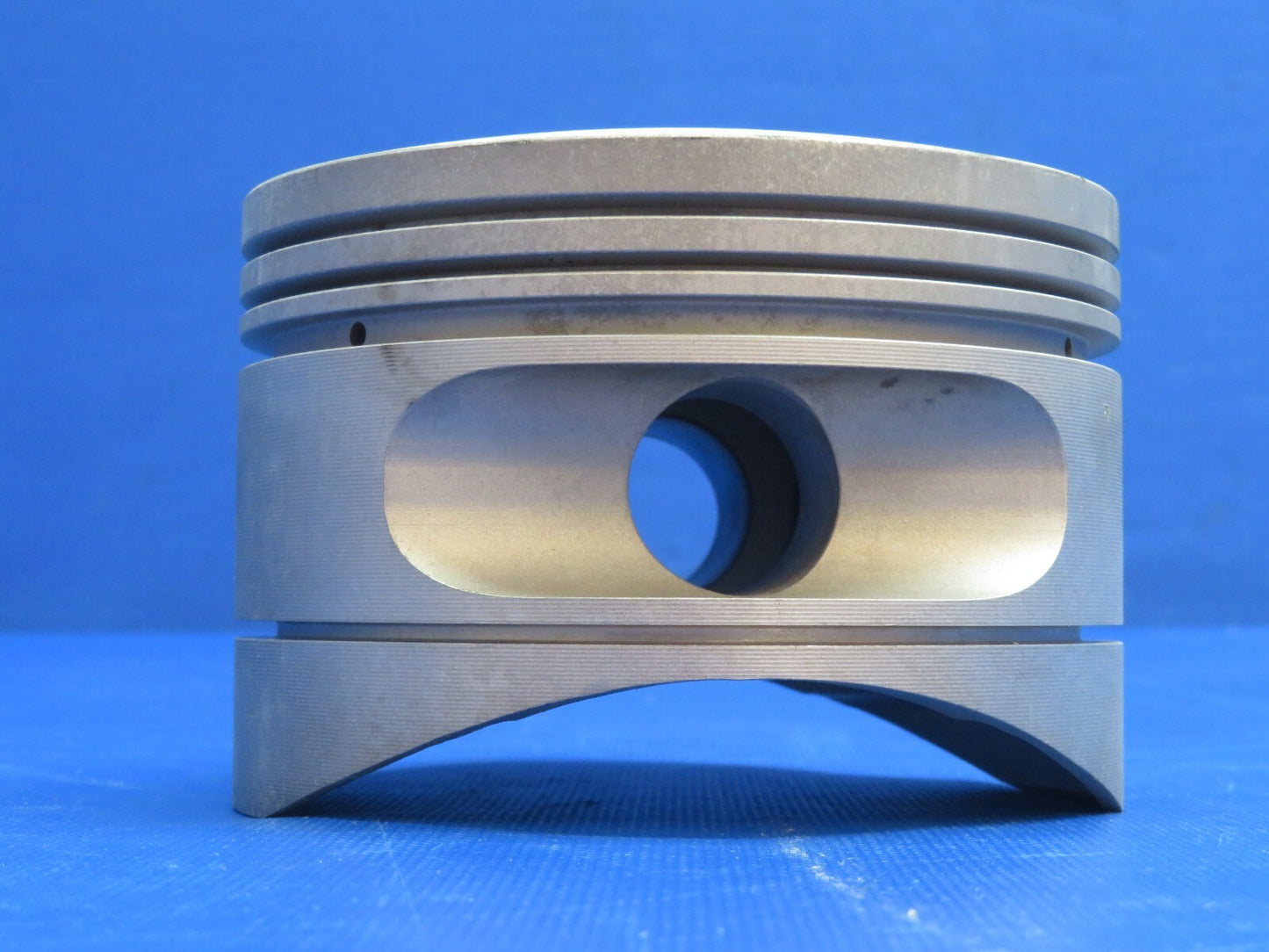 Continental Piston P/N SA631475 (0124-1214)1