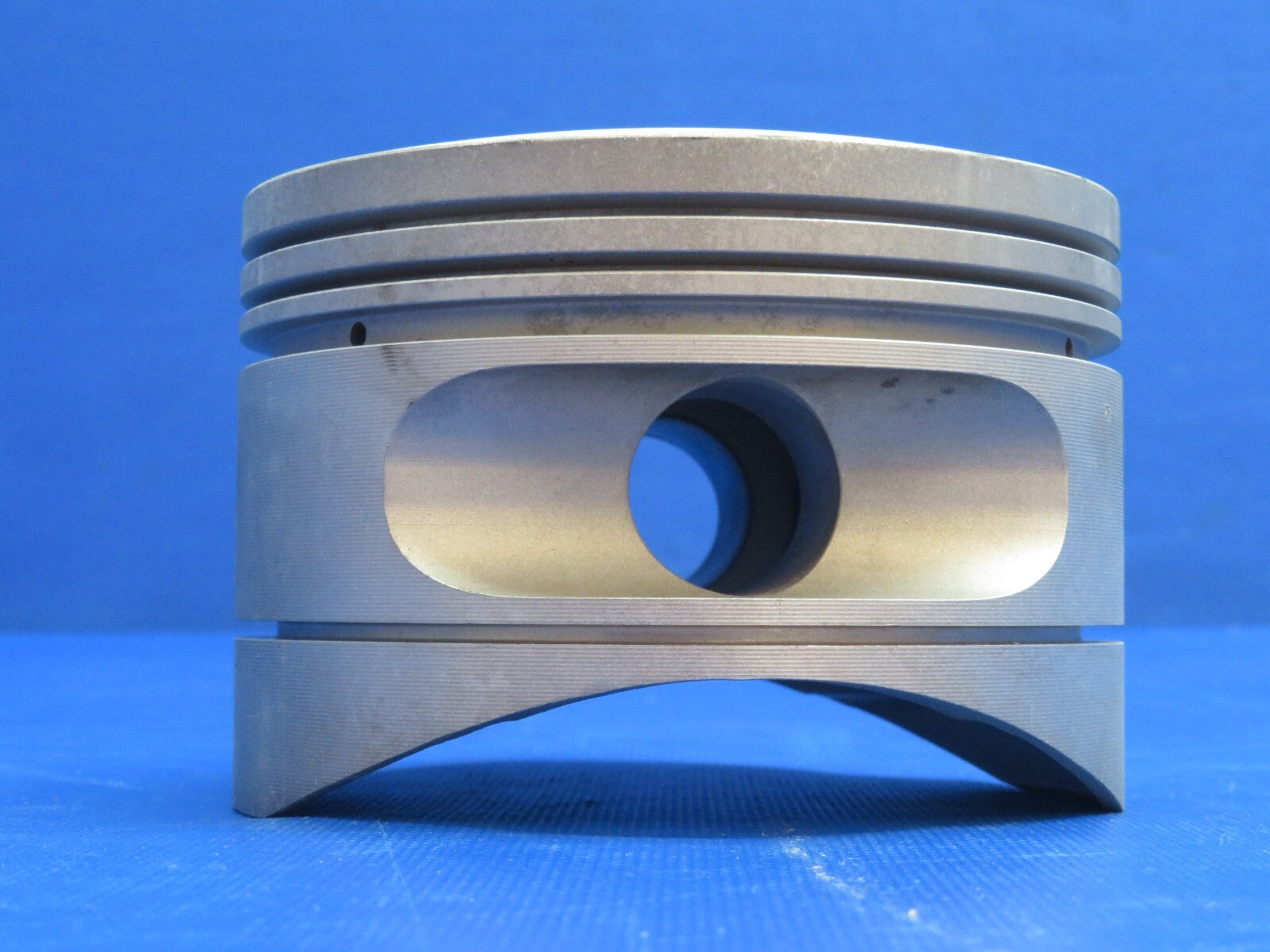 Continental Piston P/N SA631475 (0124-1214)1