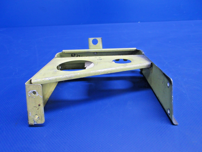 Piper PA-28 / -28R Throttle Control Quadrant Bracket P/N 67224-02 NOS (0426-732)6