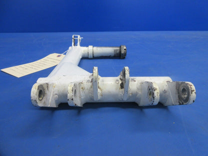 Mooney M20 / M20C Nose Gear Spindle P/N 540003-501 (1024-2048)