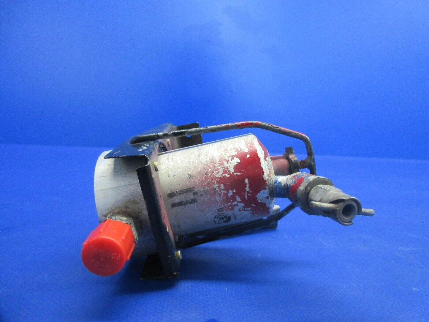 1996 Piper PA-28-181 Archer III Fuel Gascolator P/N 35715-03 (1224-777)