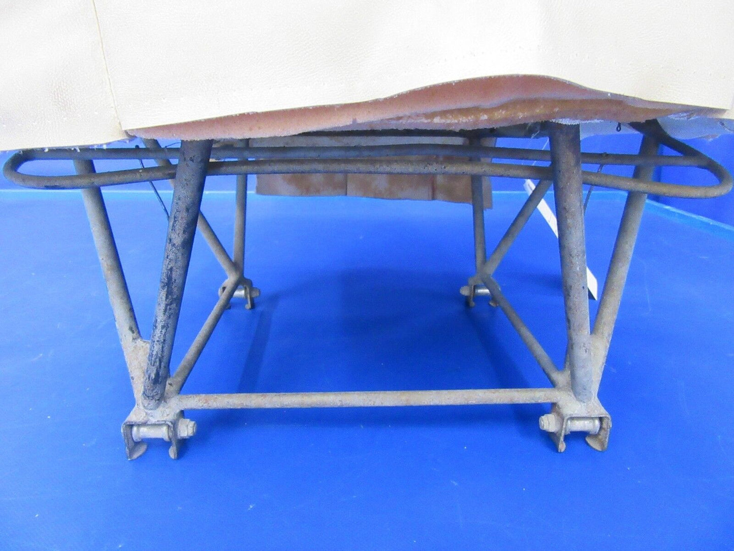 Piper Cherokee Seat Beige Leather (0518-147)
