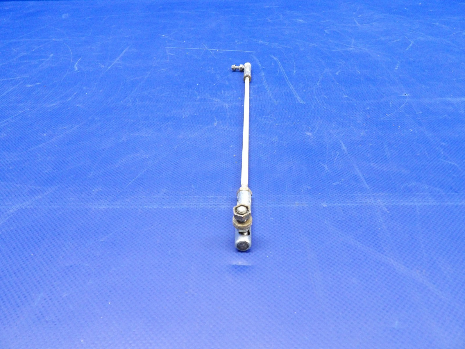 Beech D95A Travel Air Left Hand Nose Gear Door Rod P/N 35-825191-5 (0326-405)3