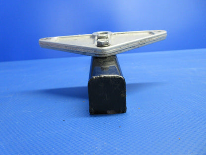 Piper PA-34-200T Seneca II Steering Arm Assy P/N 95395-00 (0524-1897)