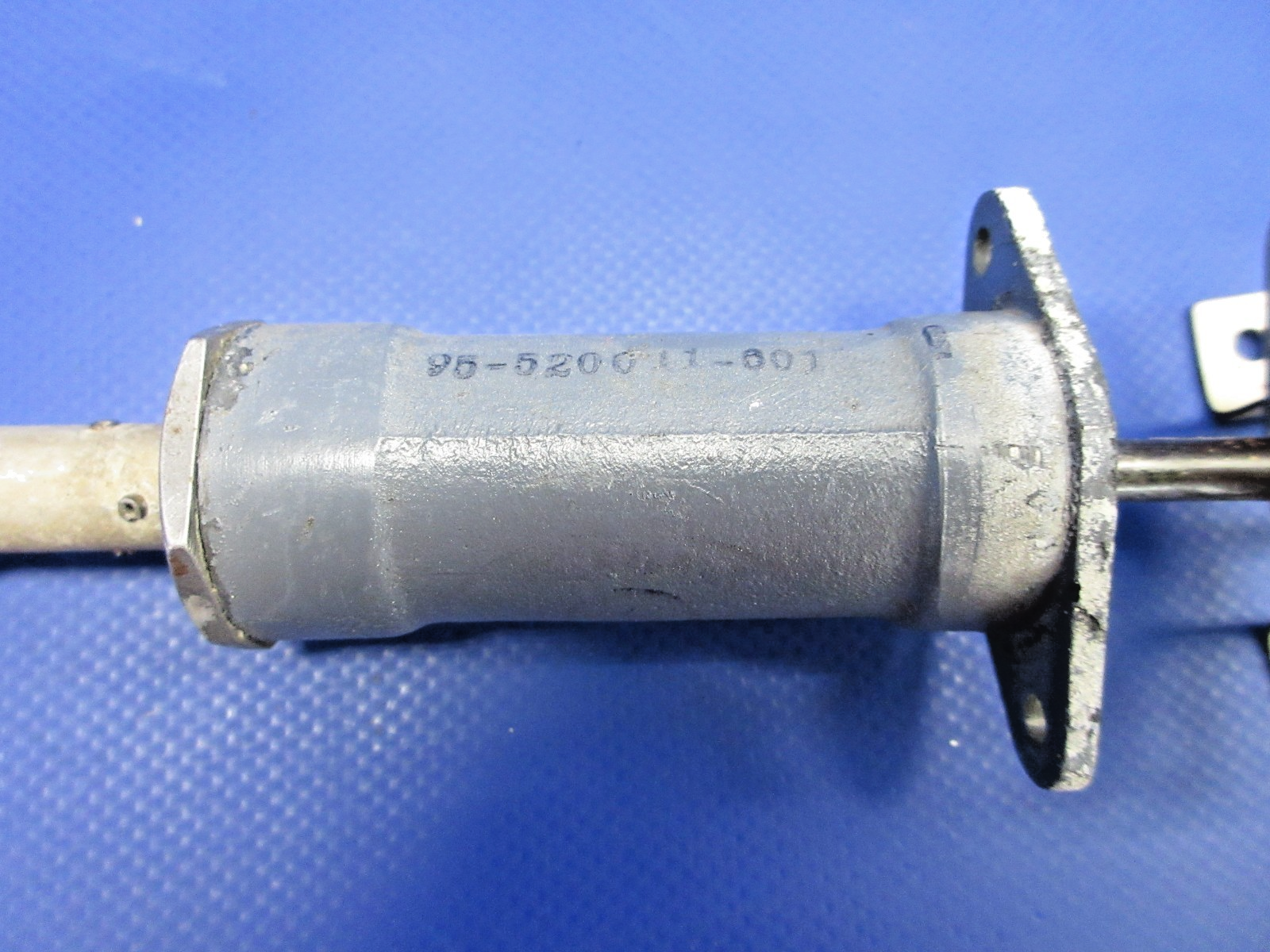 Beech D95A Travel Air Rudder Trim Tab Actuator P/N 95-520011-601 (0326-728)10