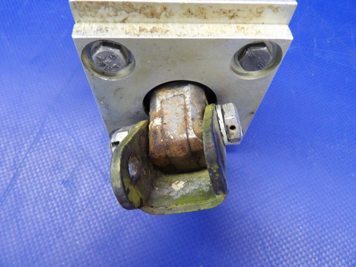 Beech 95-B55 Baron Rear Elevator Trim Actuator P/N 7217 (0426-1466)10