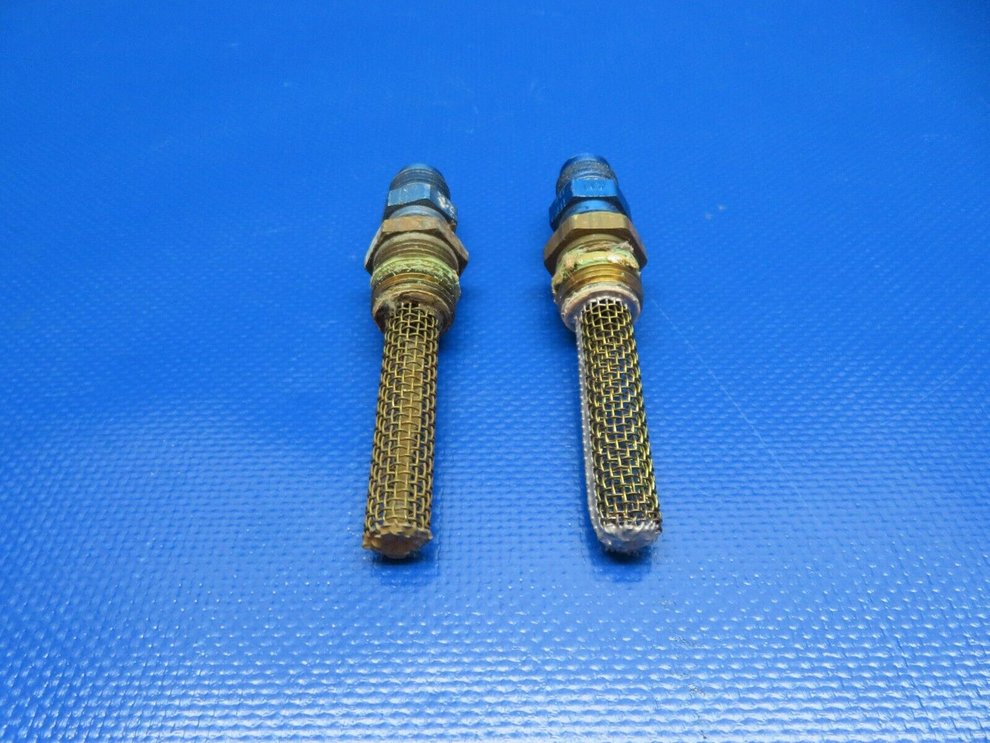 Aviation Fuel Finger Strainers 1-7/8" Long Screen 3/8" NPT LOT OF 4 (1124-183)