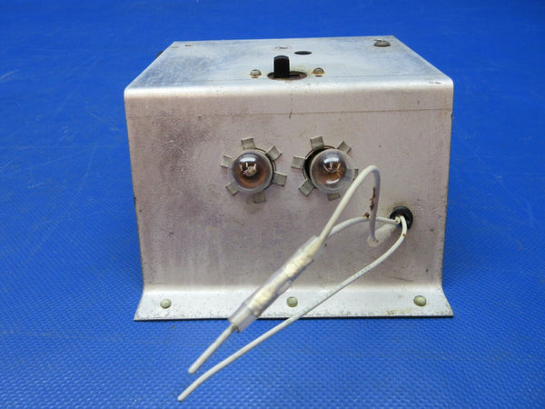 Beech C23 Sundowner Overhead Light Bracket P/N 169-364031-3 (0924-1460)