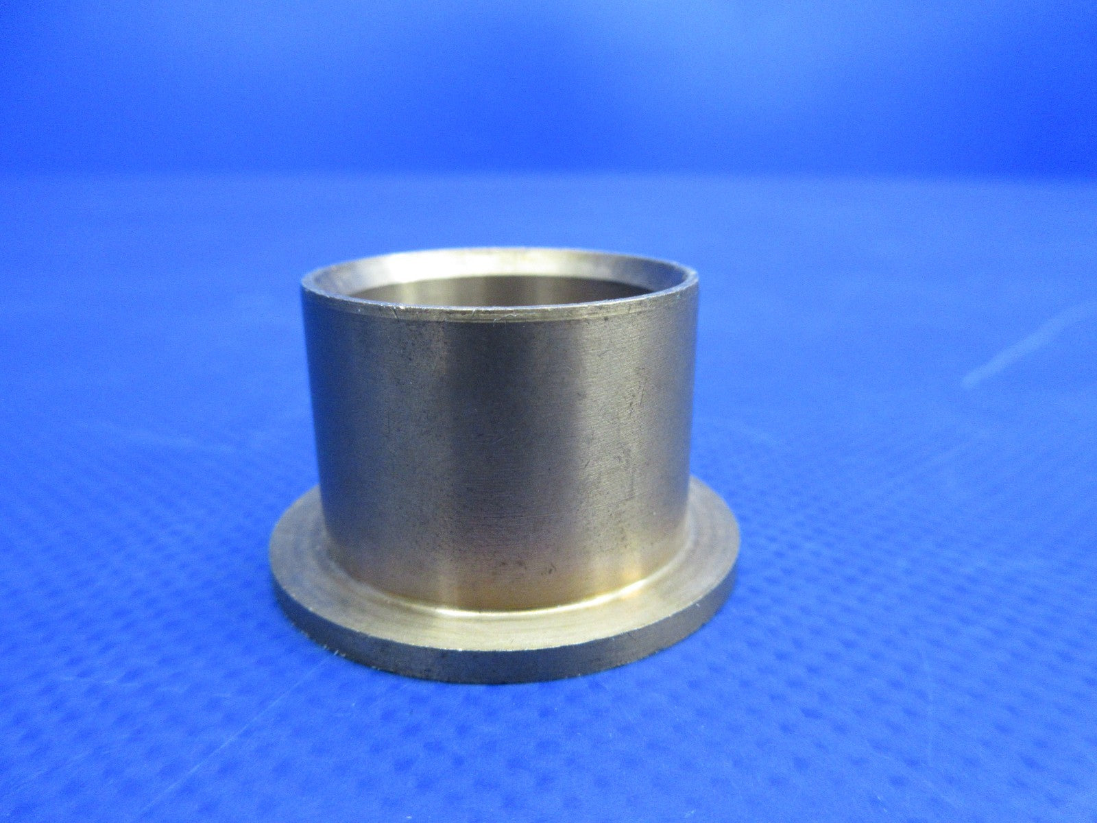 Continental Flanged Bushing P/N 628125 NOS (0326-900)5