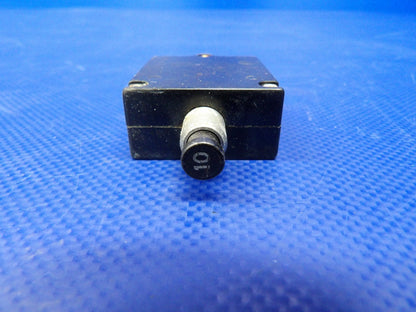 Piper Cheyenne Circuit Breaker 10 Amp P/N 819-210-102 LOT OF 12 (0626-1370)5