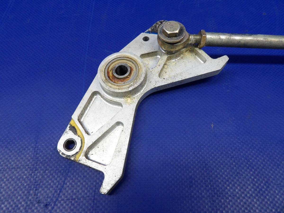 Cirrus SR22 Aft Rudder Bellcrank & Control Rod P/N 15432-001 (0926-1202)1
