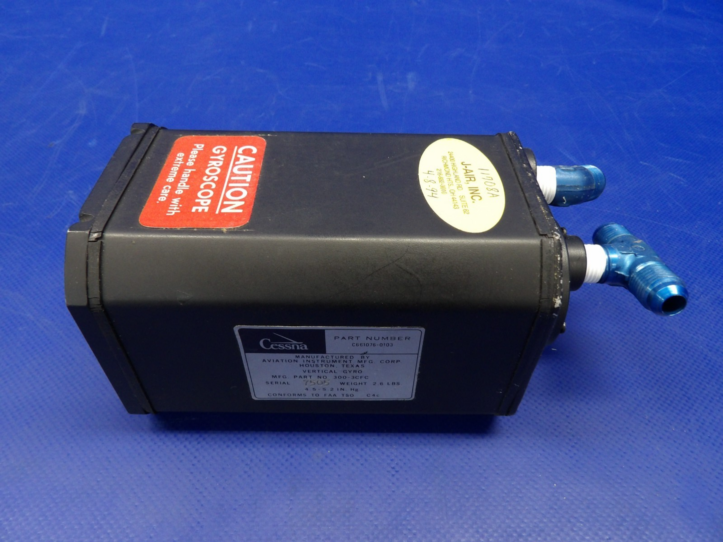Cessna Aviation Instrument Attitude Indicator P/N 300-3CFC WARRANTY (0726-2072)3