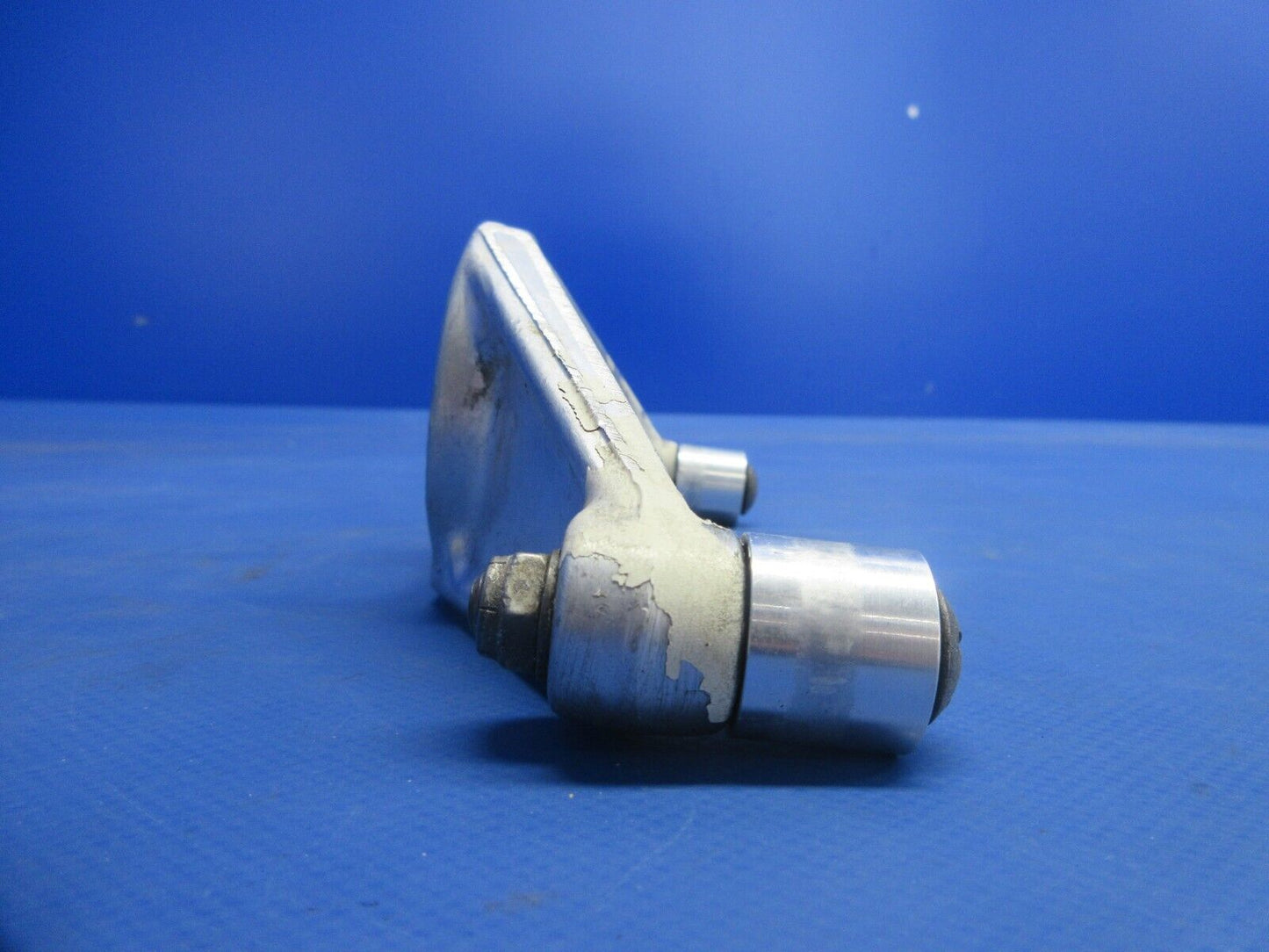 Piper PA-32RT-300T Lance II Nose Wheel Steering Arm Assy P/N 44386-03 (0924-901)