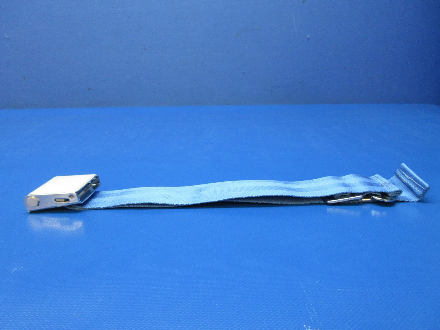 American Safety Seat Belt Blue Webbing P/N 501361-2-T26-B30-0585 NOS (1124-1396)2