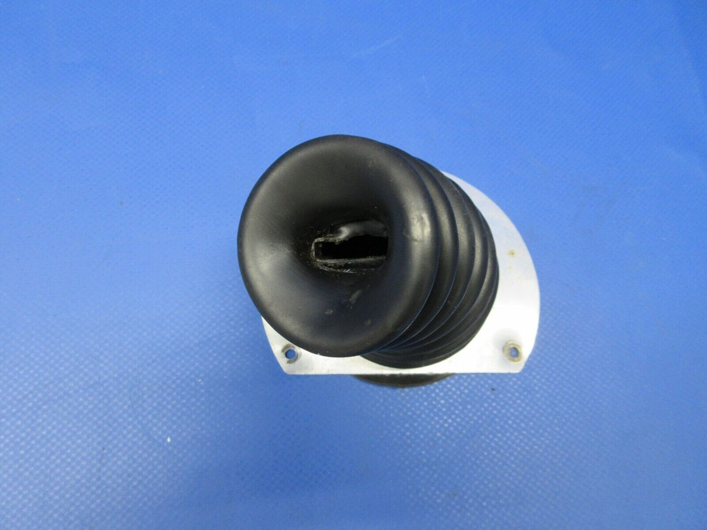 Piper PA-28-181 Nose Wheel Bungee Boot & Housing RH P/N 35433-00 (0624-1371)