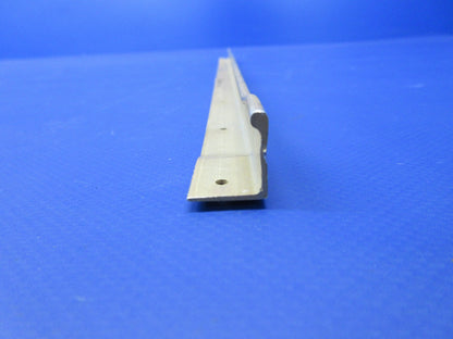 Cessna Fuselage Bulkhead Reinforcement Angle RH P/N 0513000-9 NOS (0625-1217)1