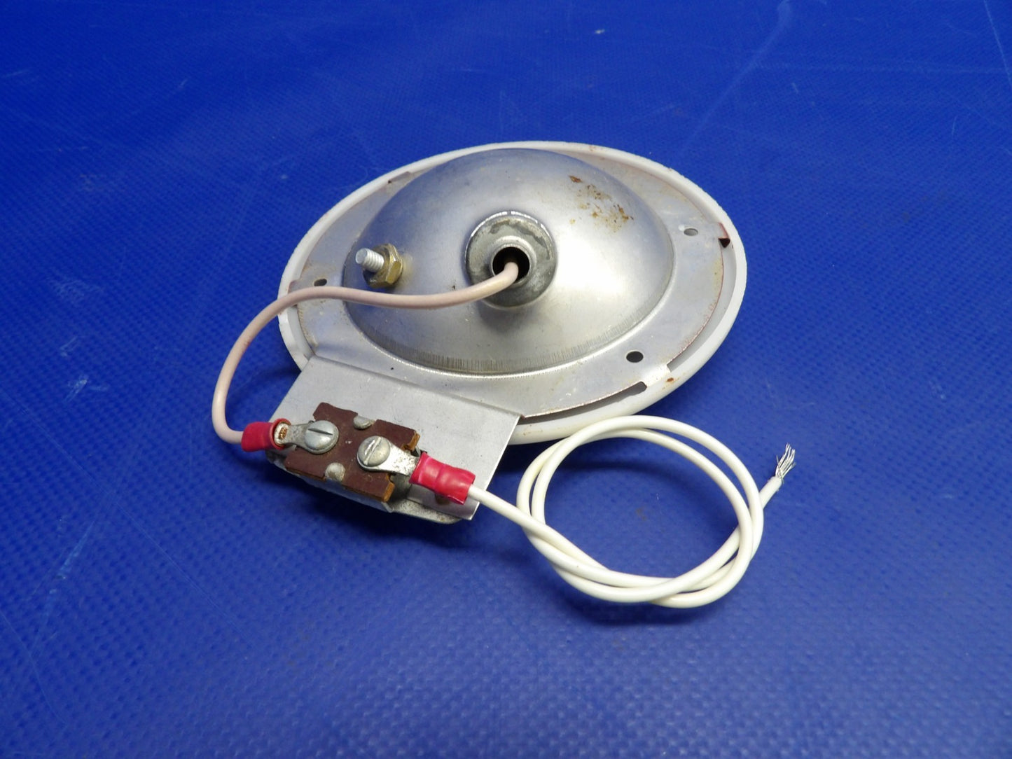 Piper Cherokee Dome Light Reflector & Panel Light P/N 572-582 TESTED (0626-1426)7