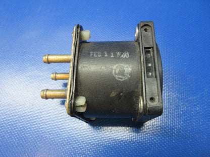 Beech 95-B55 Airborne Instrument Air Suction Gauge P/N 1G9-37 TESTED (1224-1252)