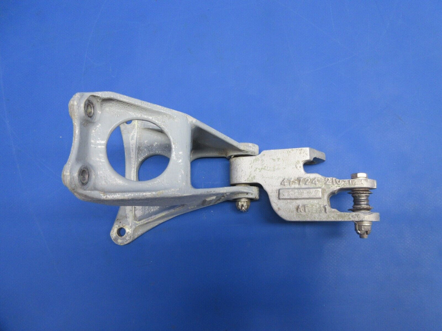 Bell 47J-2 Helicopter Cyclic Control Support & Lever P/N 47-729-099-1 (1124-921)