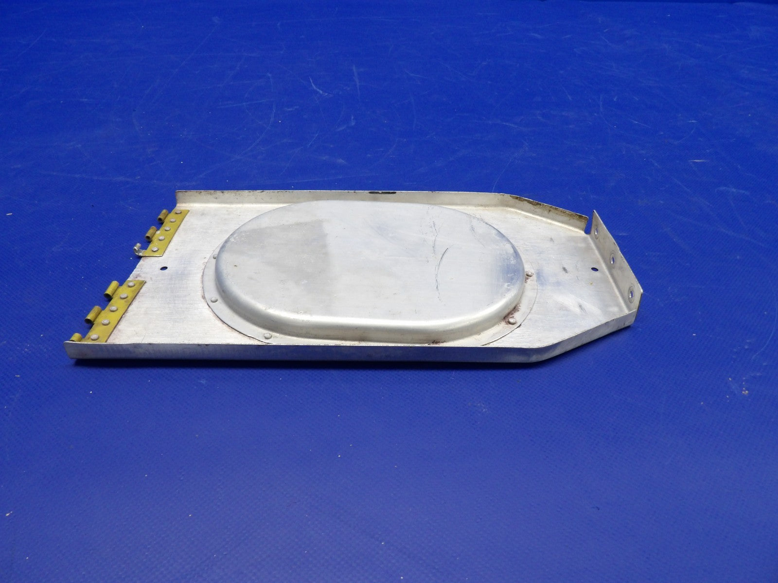 Beech D95A Travel Air Left Hand Main Section Door P/N 95-110014-365 (02226-515)7