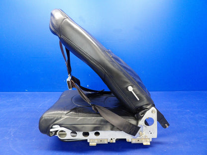 Cirrus SR22 Pilot Seat w/ Inertia Reel Seatbelt P/N 13231-011 (0926-1228)8