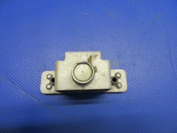 Cessna 150 / 150K Clutch Rotary Door Latch RH P/N 412066-2 (0721-519)