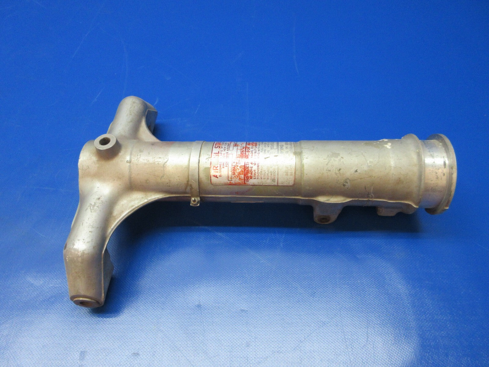 Piper PA-23 Nose Gear Trunnion P/N 19273-00, 19273-02 (1224-1340)0