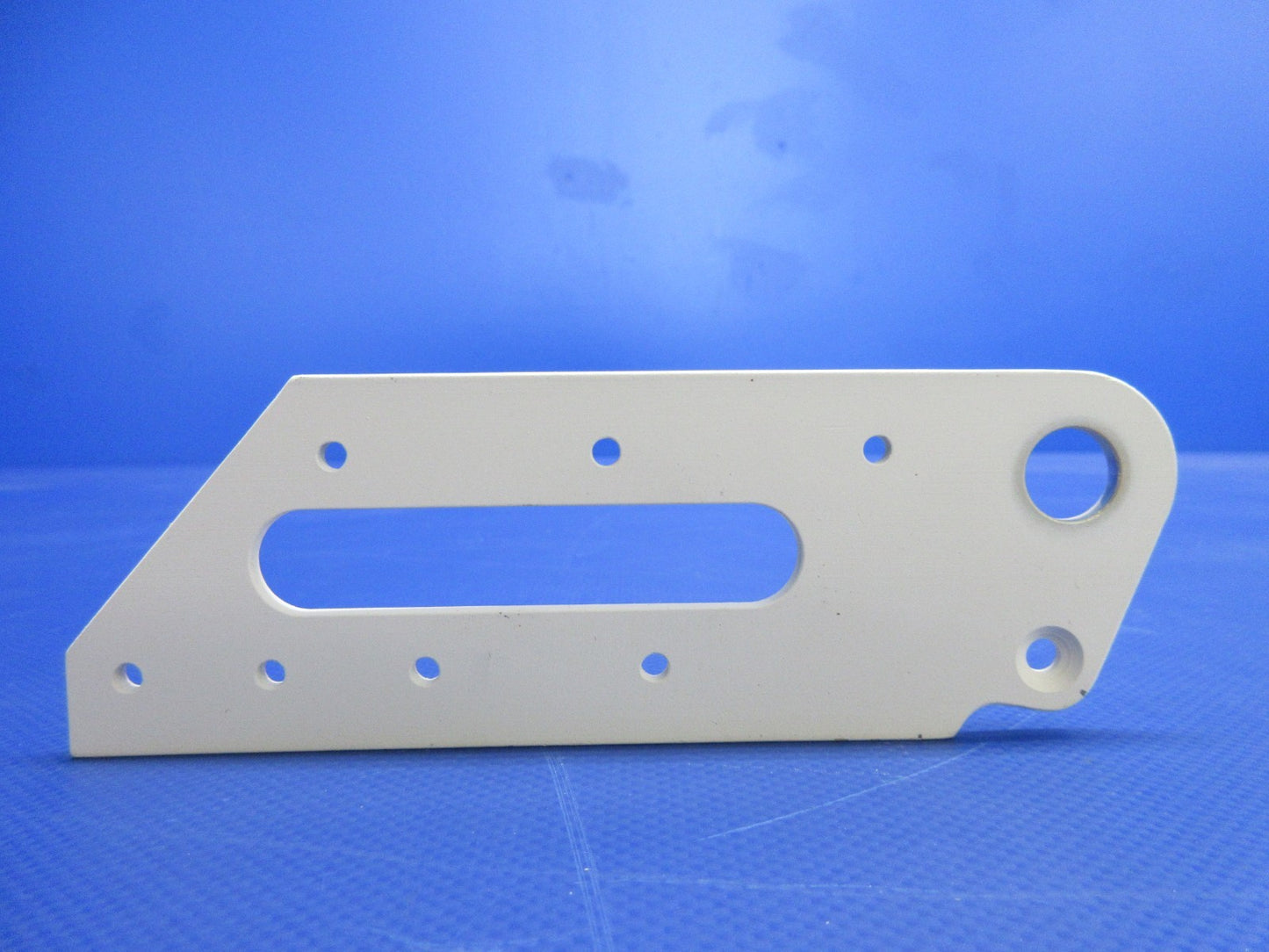 47032300