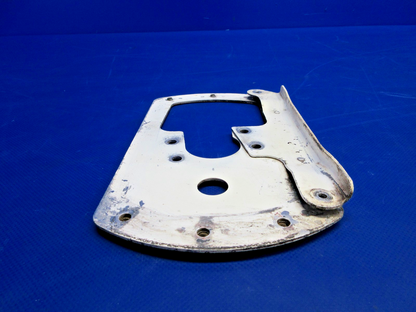 Cessna 172 RH & LH Main Gear Fairing Mount Plate 0541220-1 & -2 SET  (0826-424)10