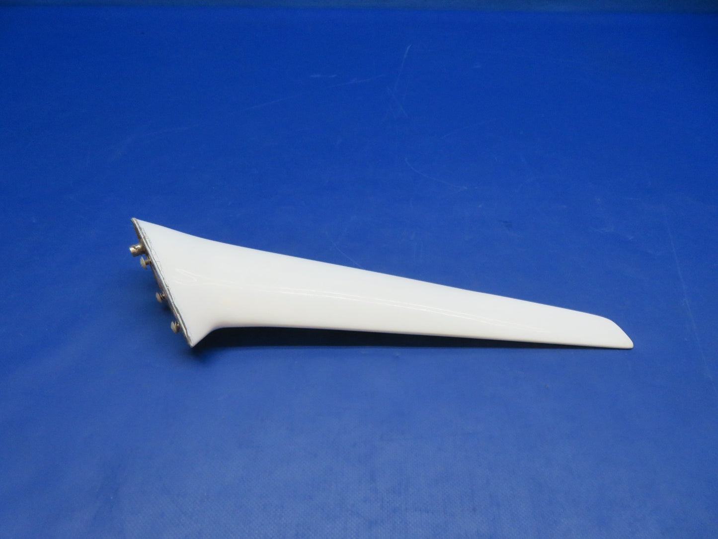 Cessna 421 Comant VHF Comm Antenna P/N CI-119 (0426-107)0