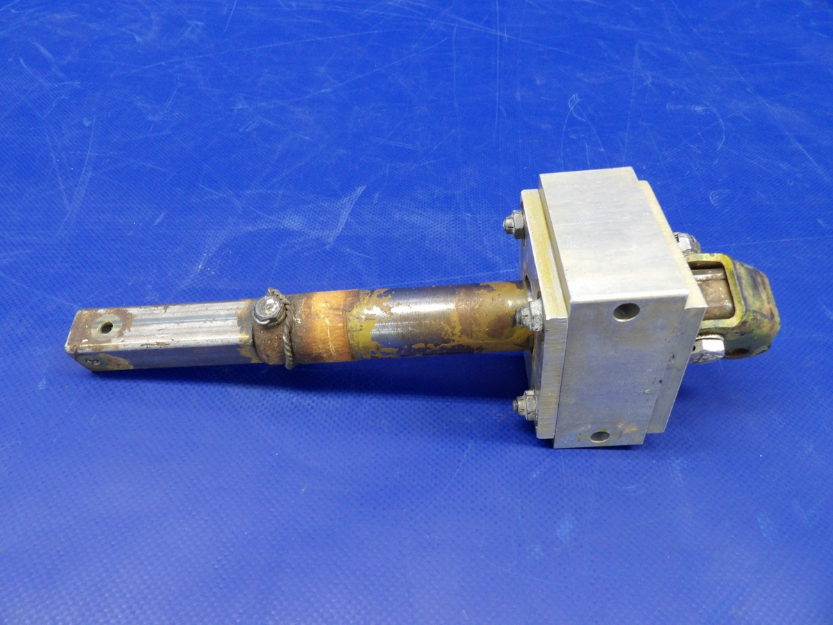 Beech 95-B55 Baron Rear Elevator Trim Actuator P/N 7217 (0426-1466)5