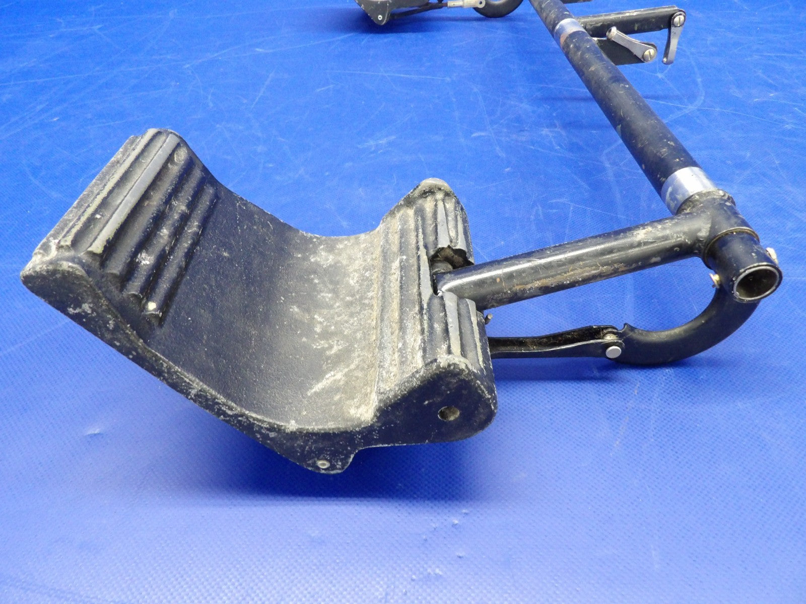 Cessna 421 Rudder Pedals & Torque Tubes P/N 0861706-1 (0726-2087)4