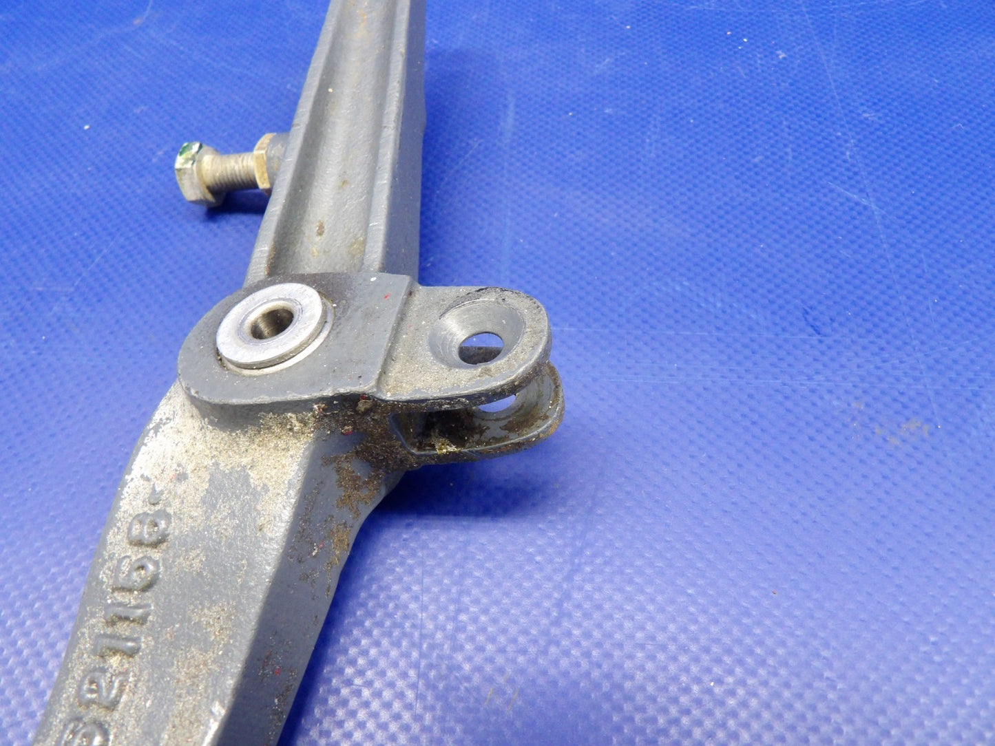 Beech D95A Travel Air Right Hand Aileron Bellcrank P/N 35-521158-3 (0326-406)7