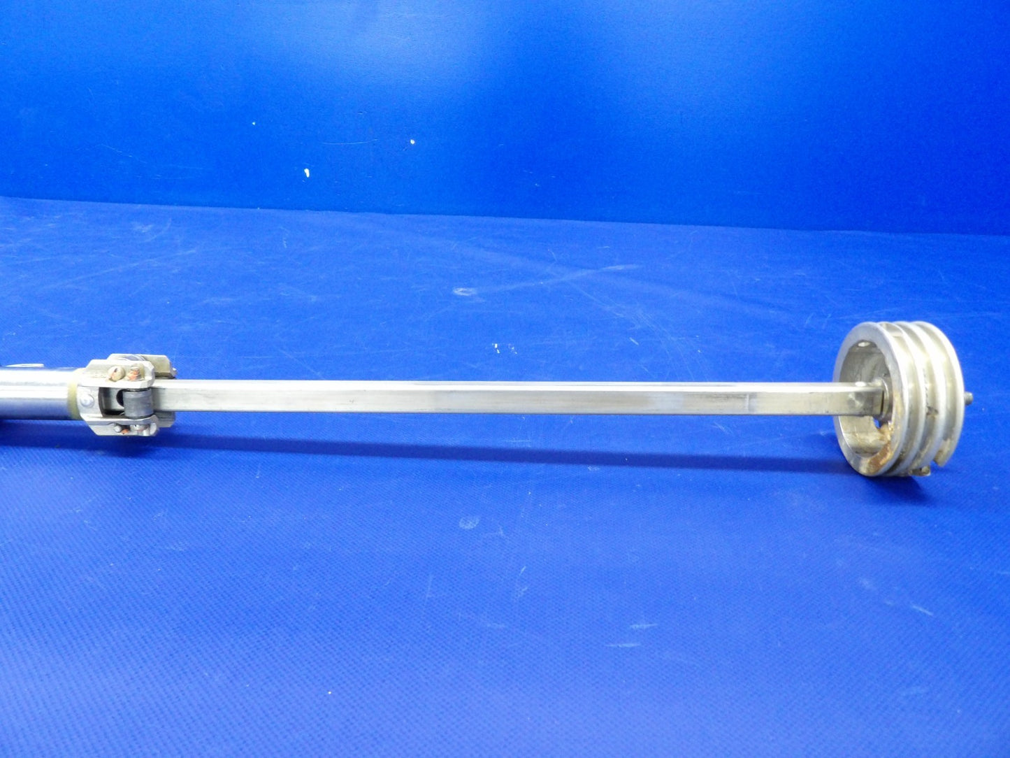 Cessna 182 / 182L Left Hand Control Wheel Tube P/N 121050-202 (0226-493)12