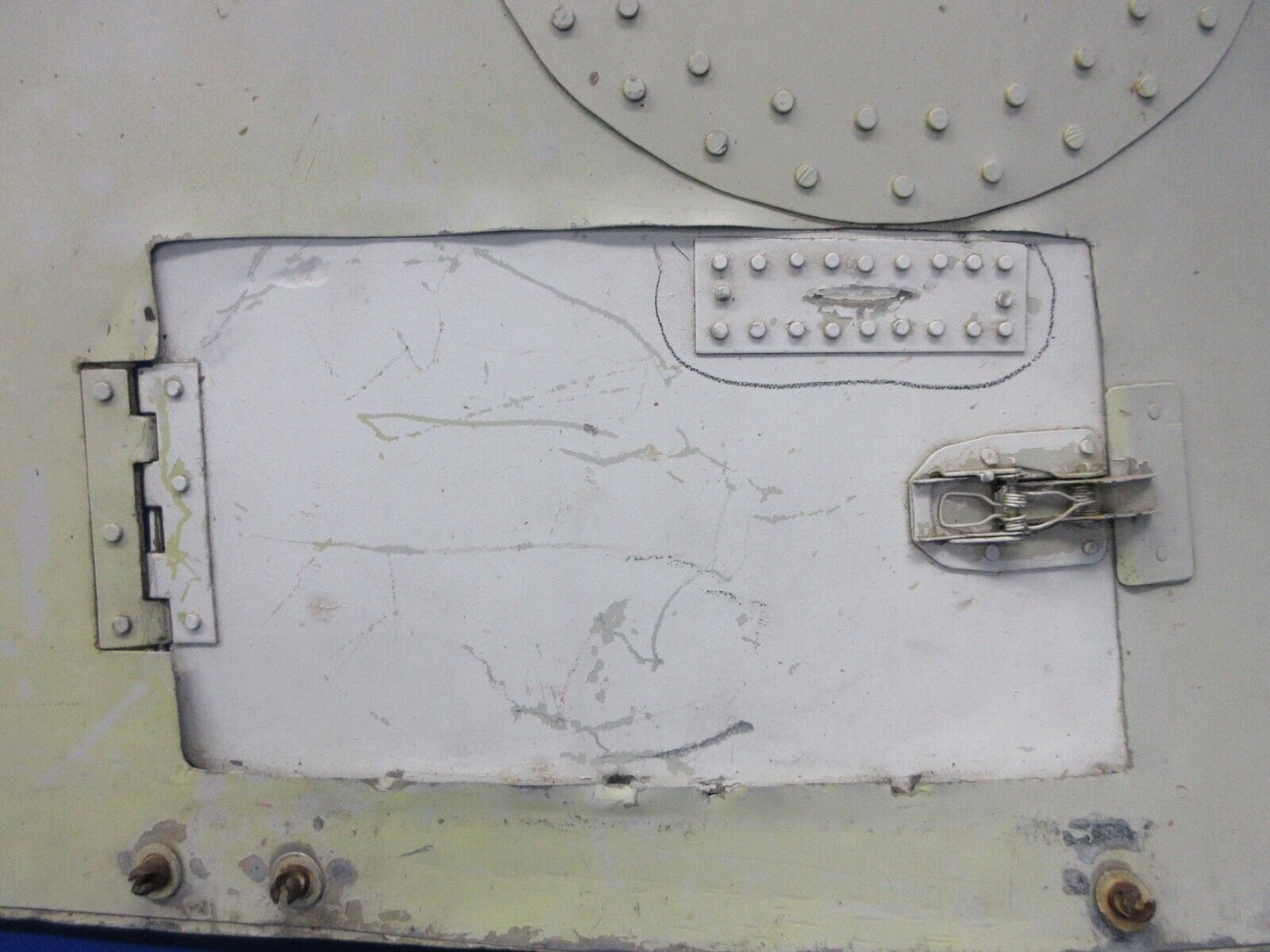 Bell 47J-2 Helicopter Fuselage Cowl LH P/N 47-340-207-225 (1124-1415)