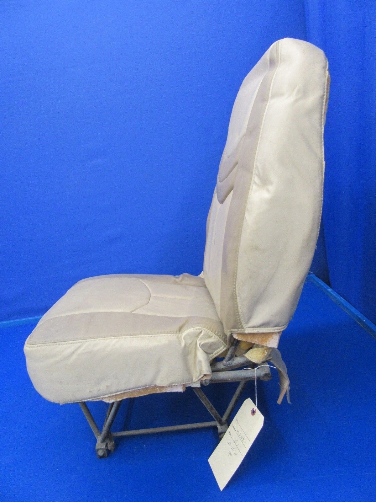 Piper Cherokee Seat Beige Leather (0518-147)