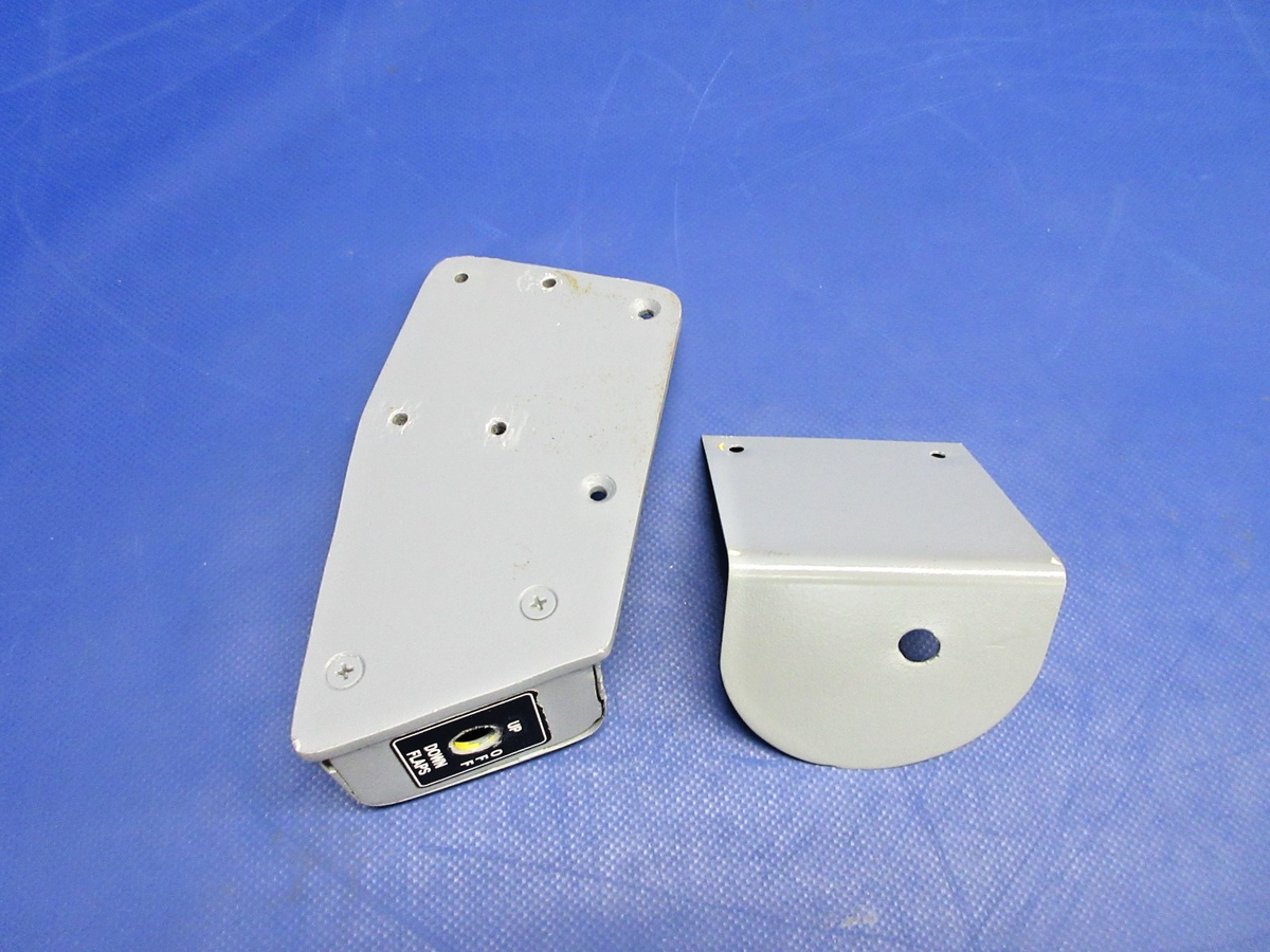 Air Tractor AT-301 Flight Controls Switch Bracket (0926-878)3